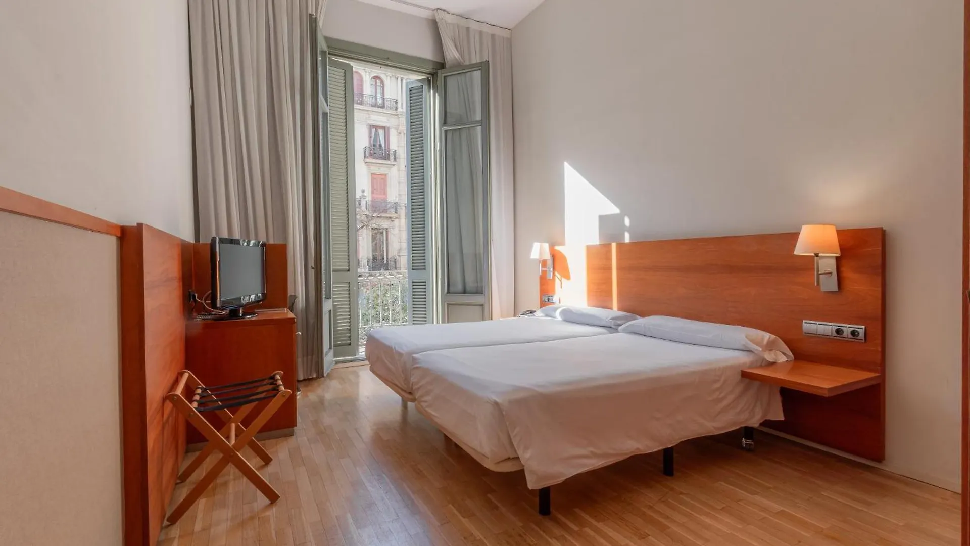 Onix Rambla Hotel Barcelona 3*,